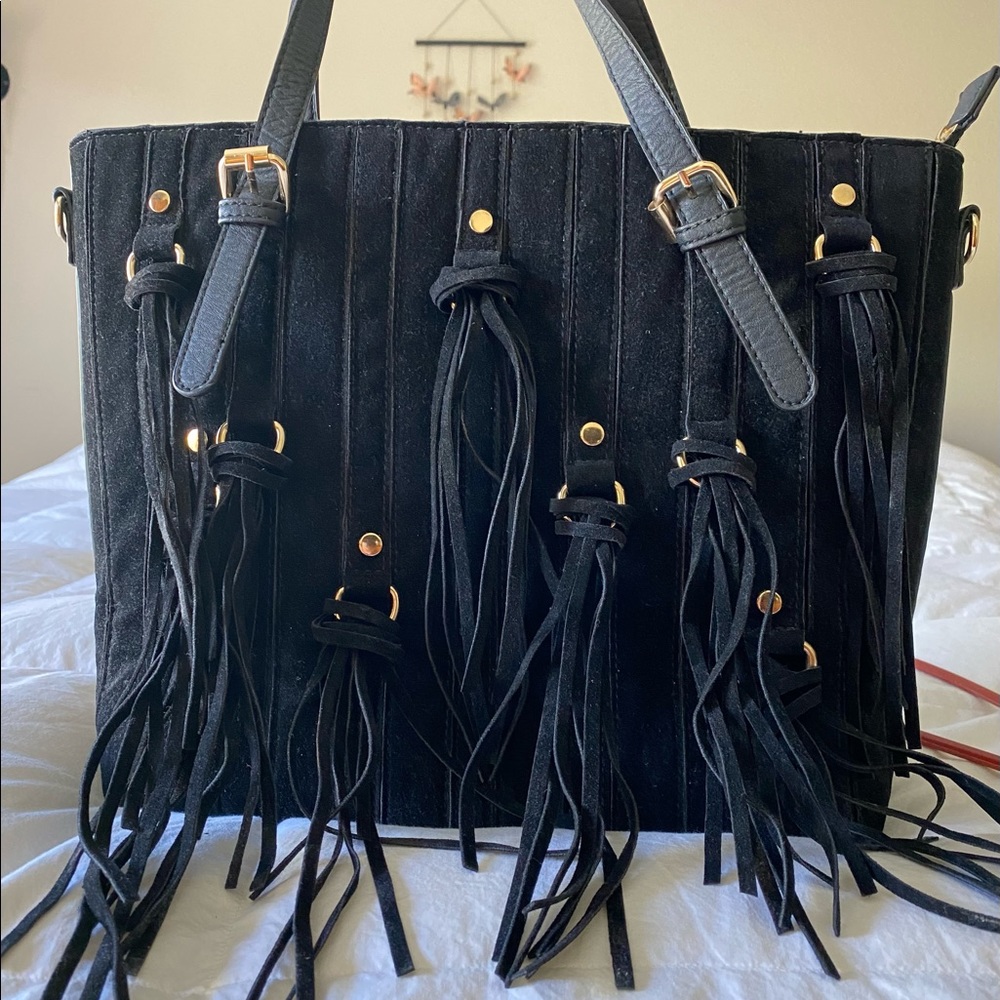 Vegan hand bag/purse. Black fringe with zippers